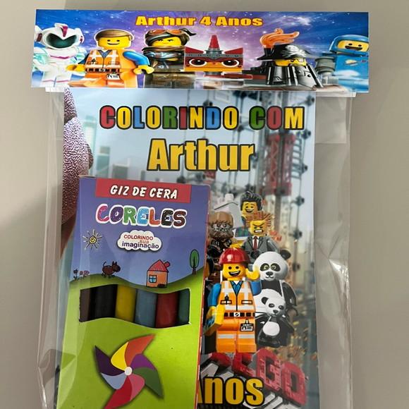 Kit para Colorir Revistinha com Giz de Cera Lego