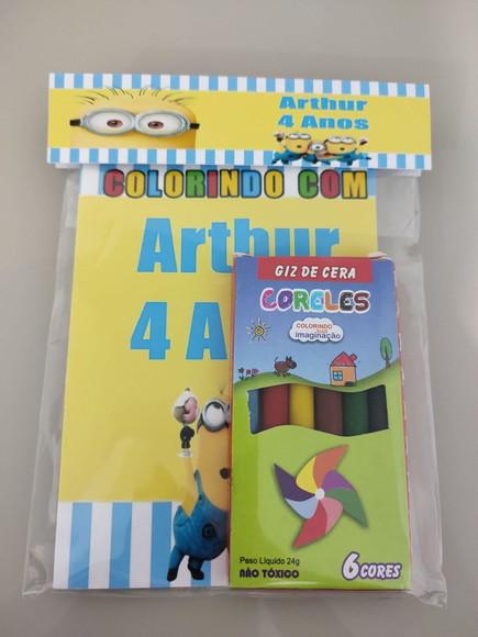 Kit para Colorir Revistinha com Giz de Cera Minions