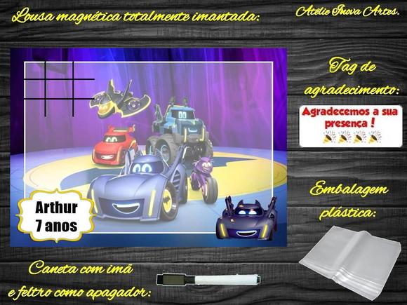 Lousa Magnética + Jogo da Velha Batwheels com Embalagem