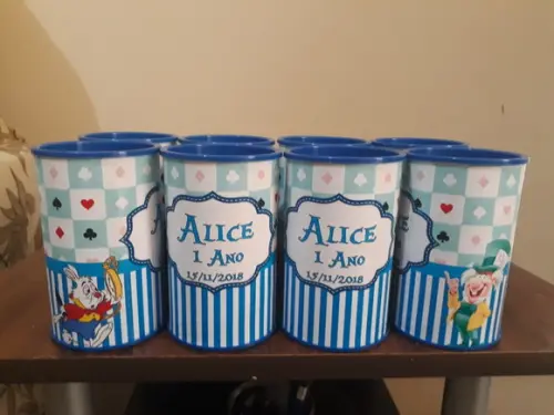 Cofrinho Personalizado Alice no País das Maravilhas