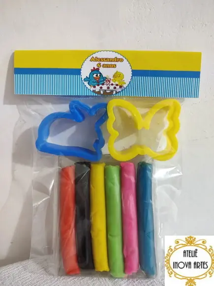 Kit Massinha Personalizada Galinha Pintadinha