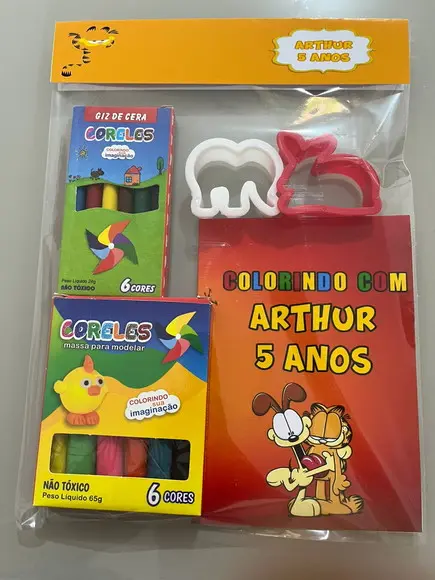 Kit para Colorir + Kit Massinha Garfield