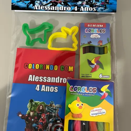 Kit para Colorir + Kit Massinha Vingadores