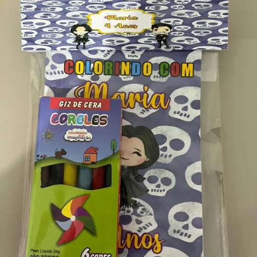 Kit para Colorir Revistinha com Giz de Cera Wandinha