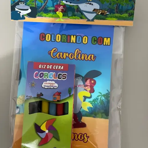 Kit para Colorir Revistinha com Giz de Cera Zig e Sharko