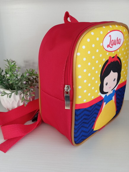 Mochilinha Personalizada Branca de Neve