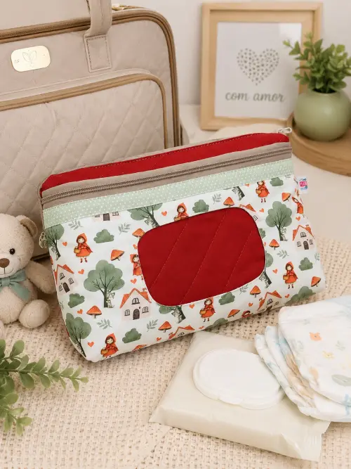 Necesseire do bebê - Porta fraldas com bolso para lenço umedecido - Menina
