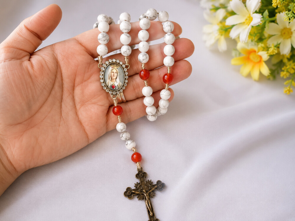 Terço pedra natural Nossa Senhora de Fatima