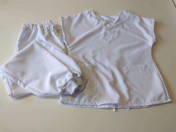 Scrub com calça jogger