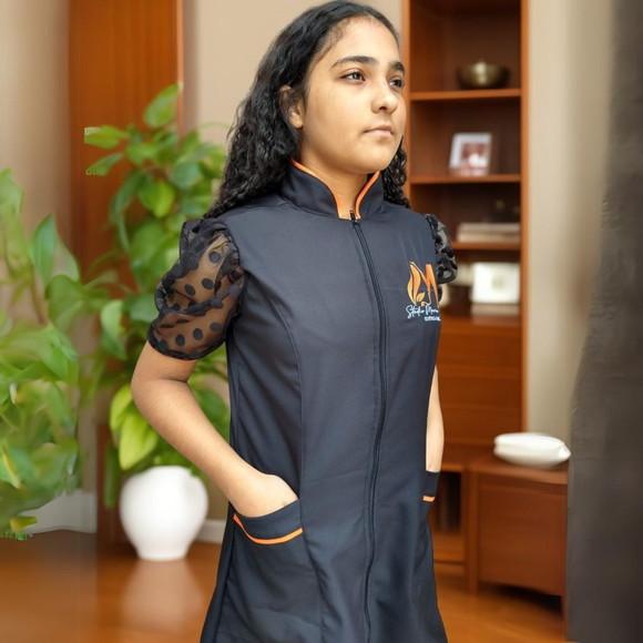 Jaleco Manga em Tuli Elegância e Conforto para Profissionais