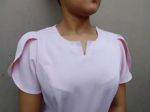 Blusa do Scrub manga Tulipa