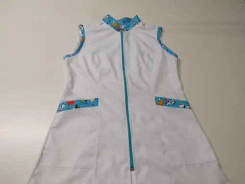 Jaleco sem Manga com Detalhes Estampados