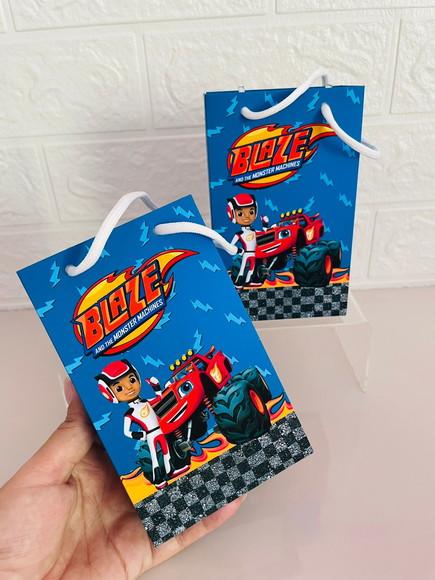 Sacolinha Blaze Monster Machine - Pegue e Monte