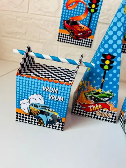 30 Caixas Hotwheels - Monte Sua Caixa