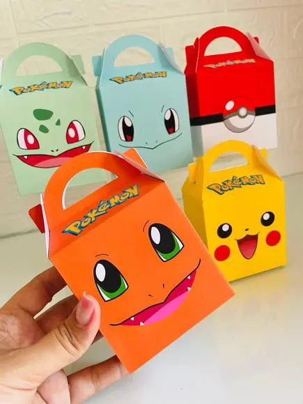 Maletinha Pokemon (sortidas) - Pegue e Monte