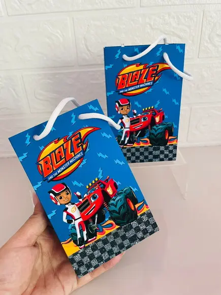 Sacolinha Blaze Monster Machine - Pegue e Monte