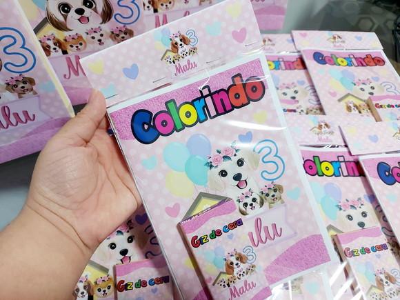 Kit de Colorir Cachorrinhos com Giz e Sacolinha