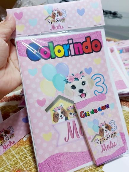 Kit de Colorir Cachorrinhos com Giz e Sacolinha