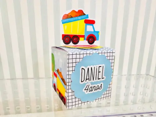 20 Personalizados Tema Caminhões