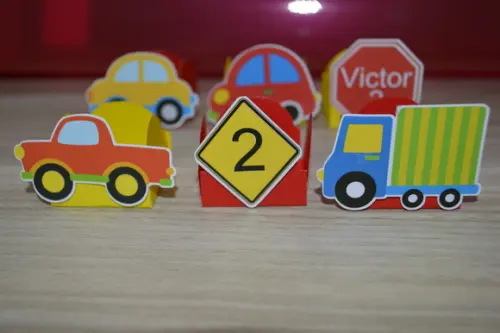 50 Forminhas Carrinhos