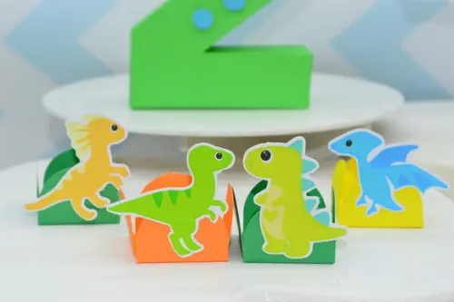 50 Forminhas Dinossauros Baby