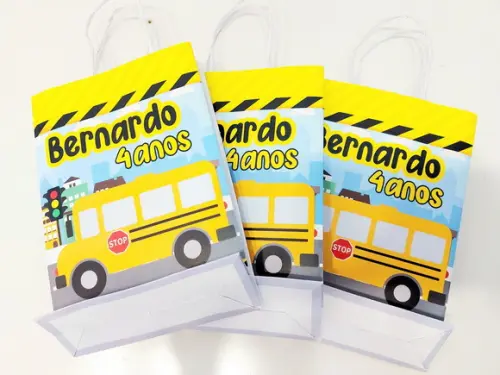 Kit de Colorir Ônibus Amarelo Giz e Sacolinha
