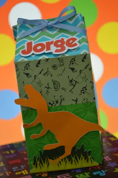 Promoção Kit Dinossauros
