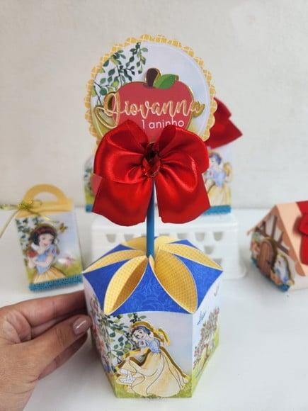 Centro de Mesa Sextavado - a Branca de Neve