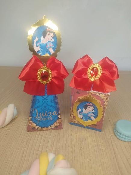 Kit 10 Personalizados a Branca de Neve Luxo