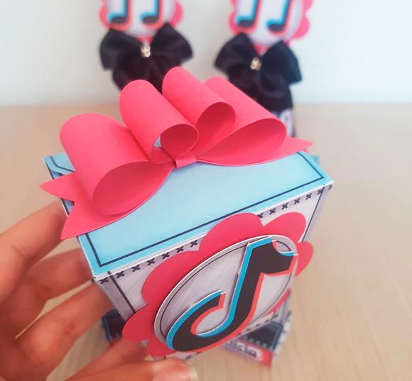 Kit 15 Personalizados - Tiktok