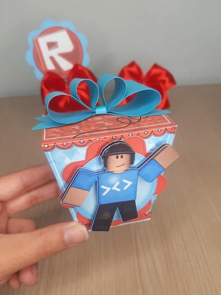 Kit 15 Personalizados Roblox Menino