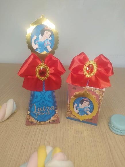 Kit 20 Personalizados a Branca de Neve Luxo Tradicional