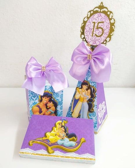 Kit 30 Personalizados - Aladim e Jasmine