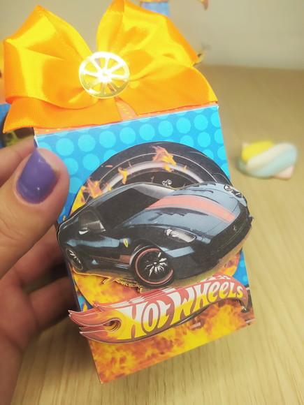 Kit 30 Personalizados - Hotwhells