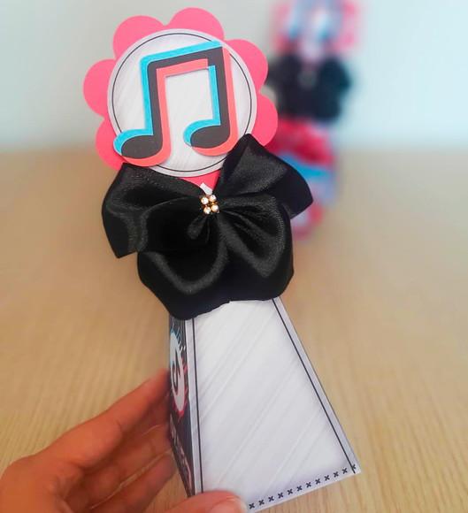 Kit 30 Personalizados - Tiktok