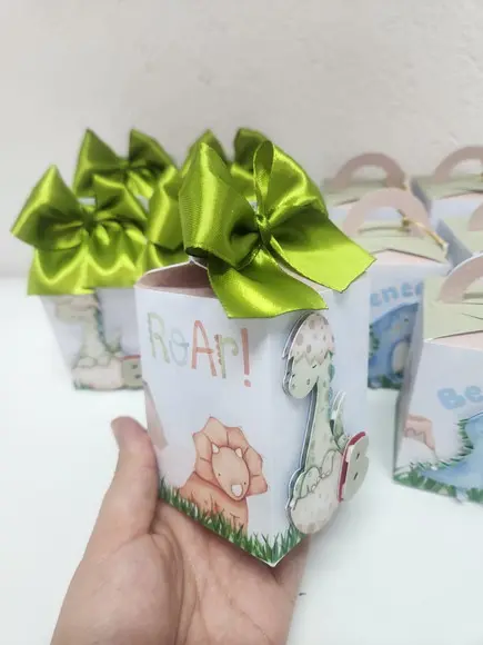 Kit 10 Personalizados - Dino Baby