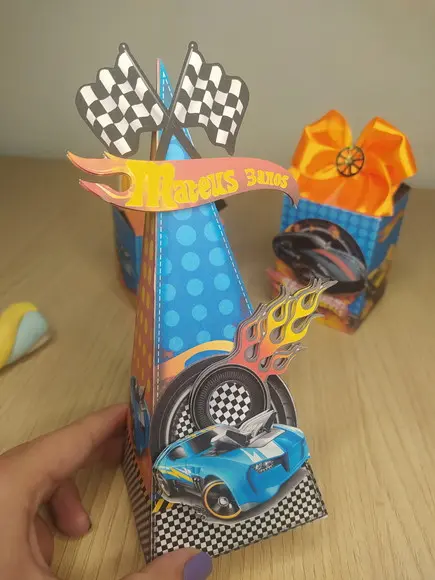 Kit 15 Personalizados - Hotwhells