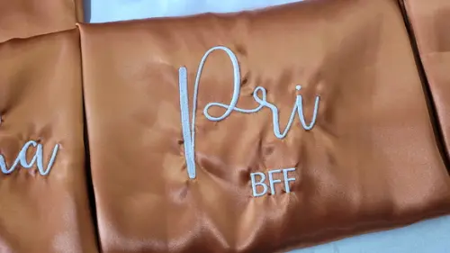 Robe Personalizado Cetim com Elastano