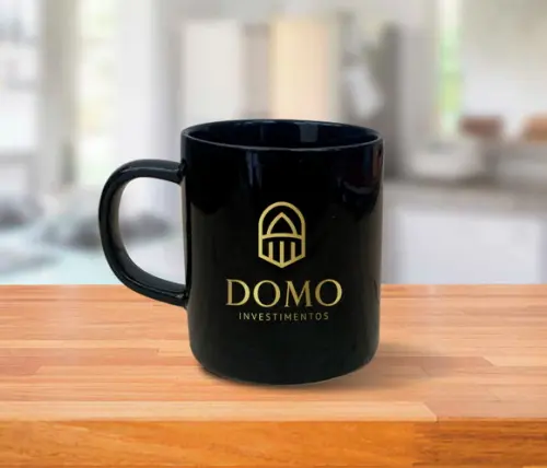 Caneca Preta Personalizada 200ml de Porcelana