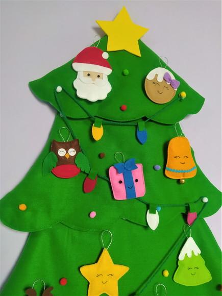 Árvore de Natal Interativa Montessori em Feltro