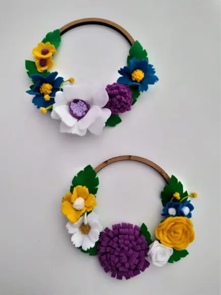 Guirlandas com Flores em Feltro