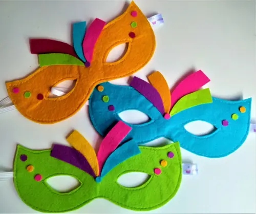 Kit 30 Máscaras de Carnaval