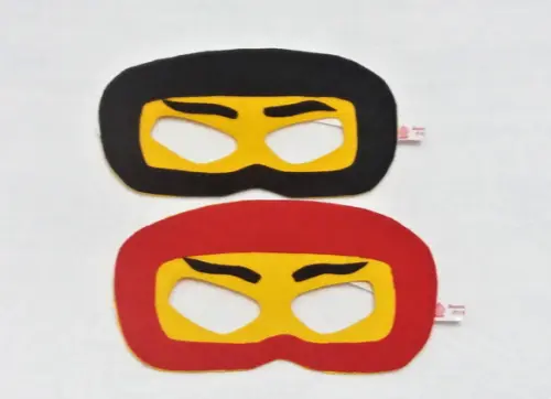 Kit 30 Máscaras Ninjago em Feltro