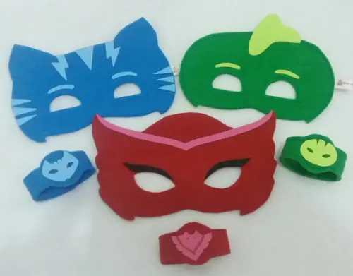 Kit 30 Máscaras Vingadores e Outros Super Heróis em Feltro