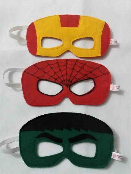 Kit 30 Máscaras Vingadores e Outros Super Heróis em Feltro