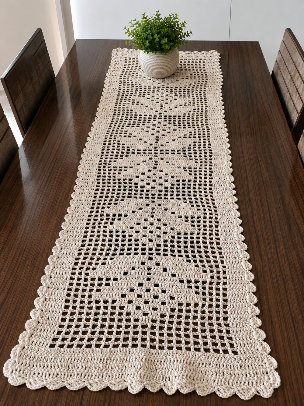 Caminho de Mesa em Crochê 140x40 cm de Barbante Ateliê Crocheta