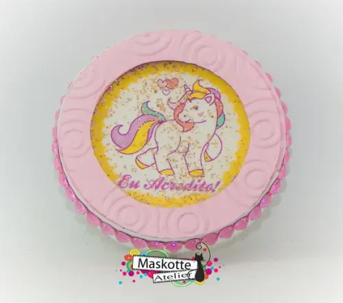 Latinha unicórnio luxo