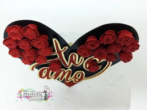 Topo de bolo coração e rosas dia dos namorados