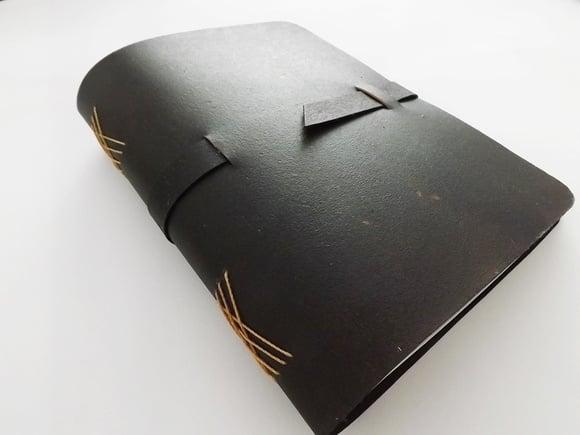 Agenda/caderno em recouro preto