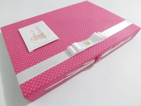 Livro/Diário do bebê rosa de bolinha